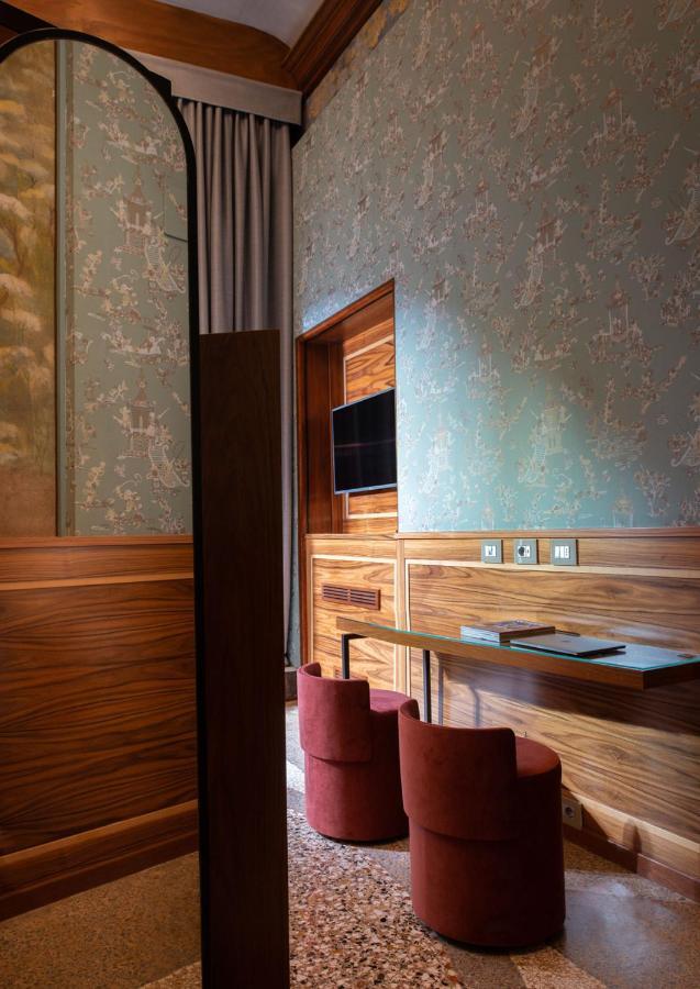 Hotel Eight 5*